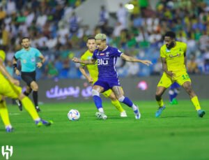 الهلال ضد الخليج