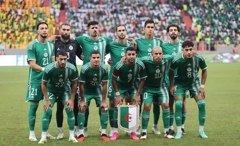 موعد وتشكيل مباراة الجزائر وليبريا