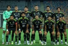 فريق الأهلي يستعد لمواجهة فاركو في الدوري المصري موسم 2025/26